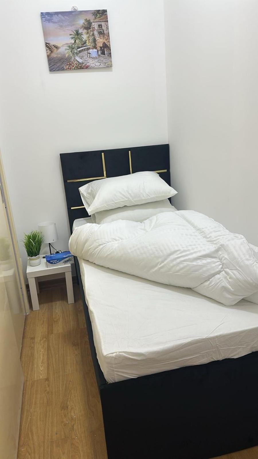 Four Stars Hostel Dubai Exteriör bild